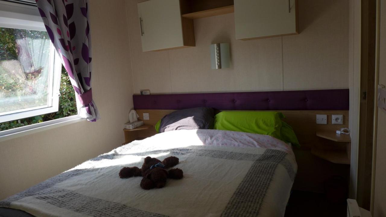Hotel Camping Les Lacs De Courtes Estang Exteriér fotografie