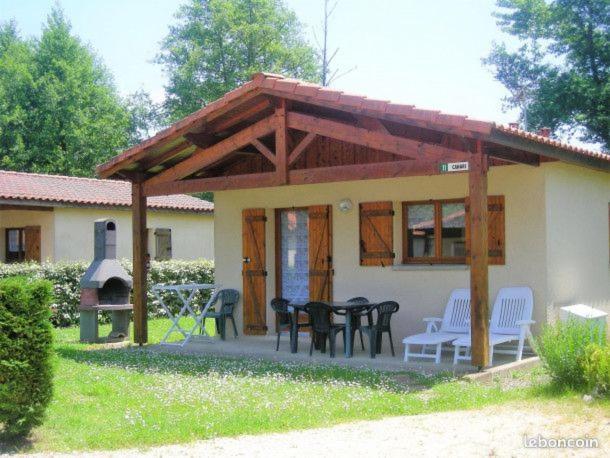 Hotel Camping Les Lacs De Courtes Estang Exteriér fotografie